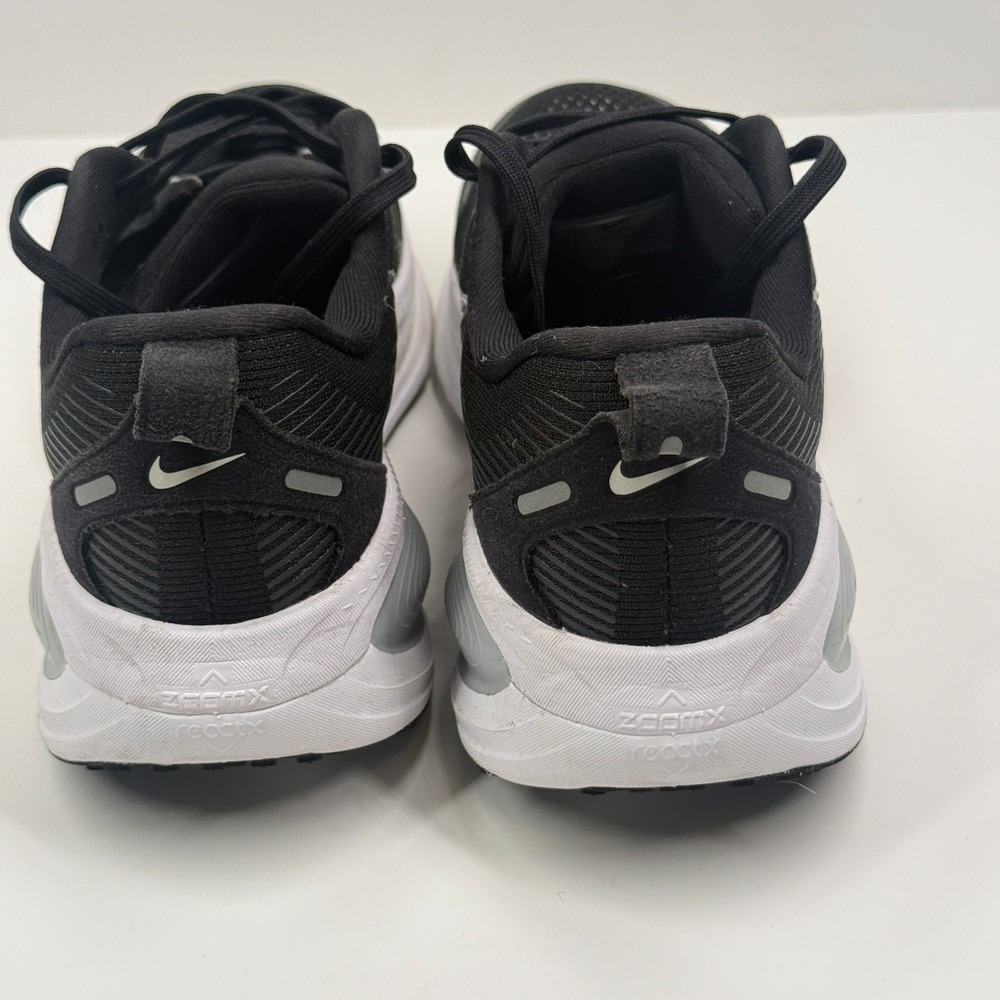 Nike Vomero 18 Sneaker Lace Up Black Mesh ZoomX Running Comfort Size 7.5 - Picture 4 of 8